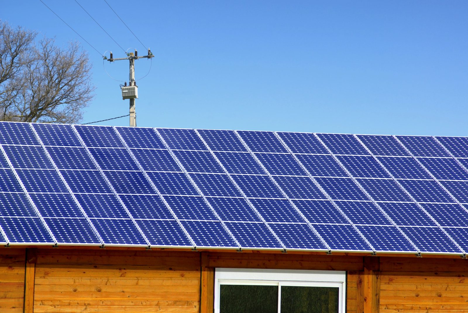 U hrvatskim gradovima balkonske solarne elektrane osvajaju stambene zgrade